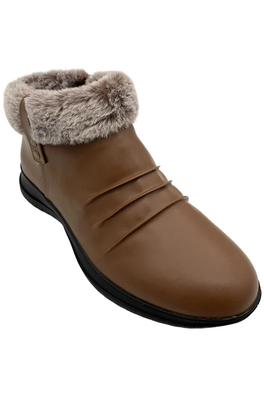ARRAY Women's Natalie Zip Faux Fur Ankle Boot Brown/Beige - Medium